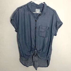 American Eagle Chambray Shirt Womens Small Button Down Short Sleeve Lyocell
